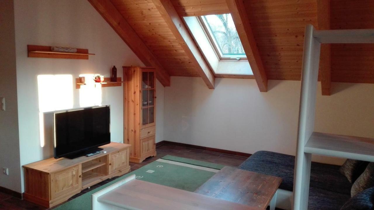 Blockhaus - Ferienwohnung Sunrise أوغسطبورغ المظهر الخارجي الصورة