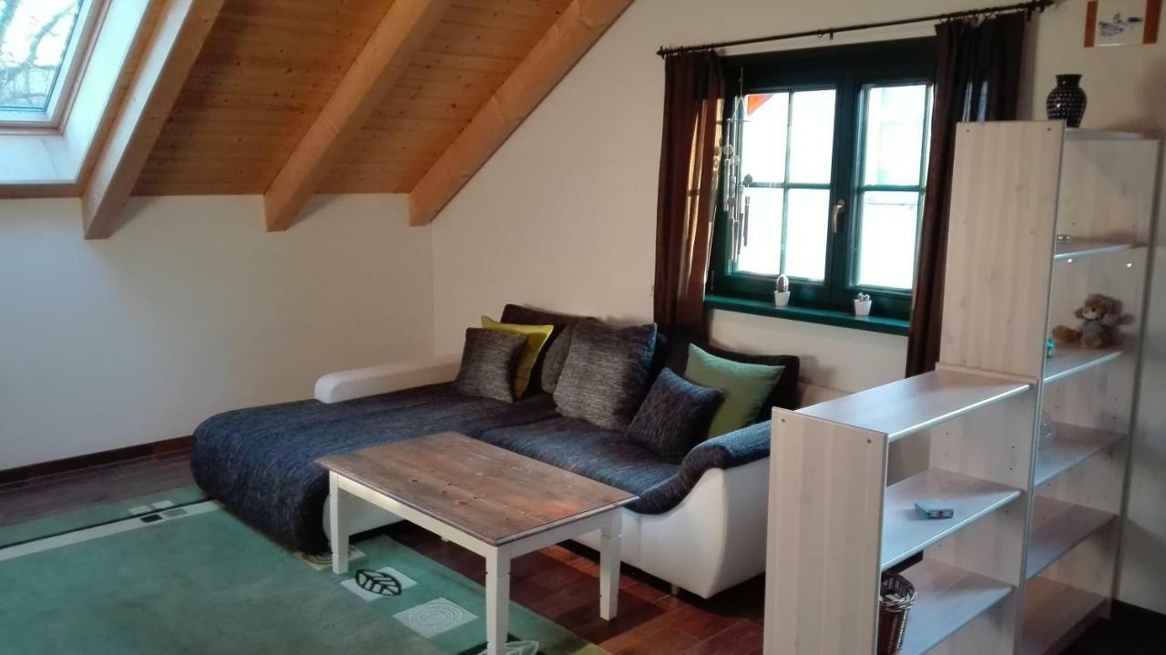 Blockhaus - Ferienwohnung Sunrise أوغسطبورغ المظهر الخارجي الصورة
